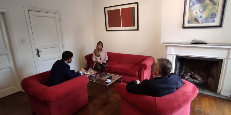 Autoridades Municipales Y El Nuevo Cónsul General De España Se Reúnen Para Iniciar Vínculos